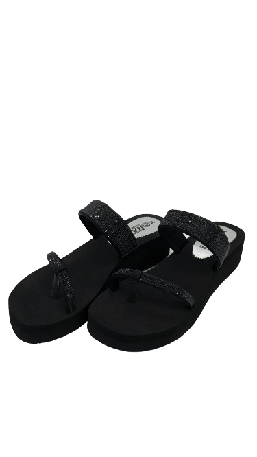 Fashionable Sandals Women and Girls